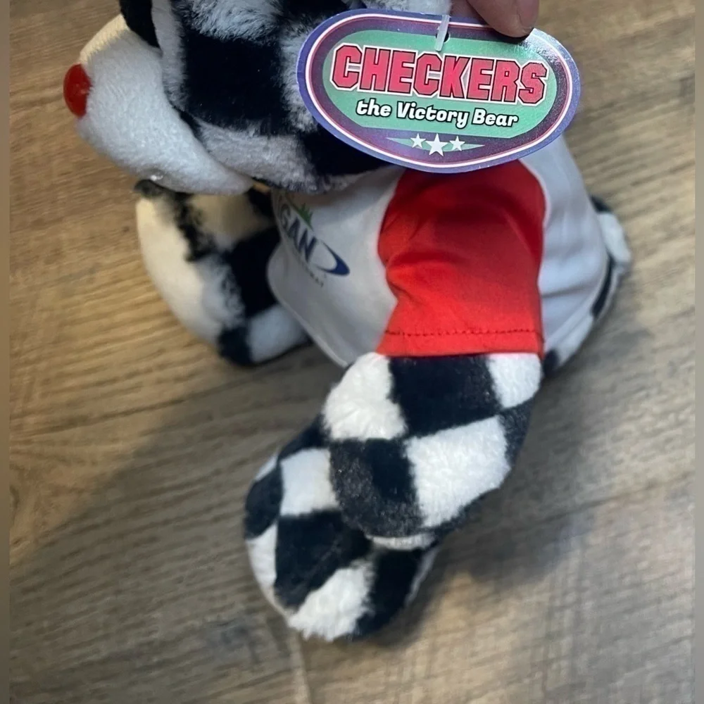 New Totally Teddies Checkers the bear Michigan International‎ speedway shirt